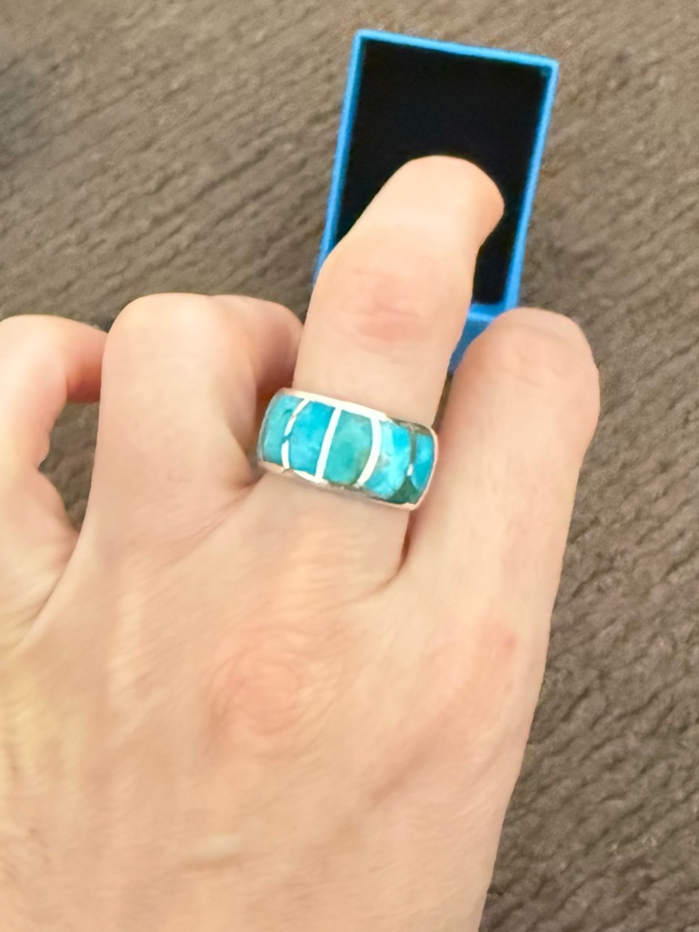Turquoise & sterling silver band ring, size 6 - Picture 5 of 7